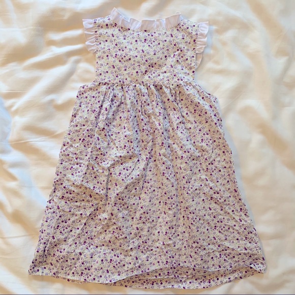 Tiny purple floral pattern dress size 5 ruffles - Picture 3 of 4